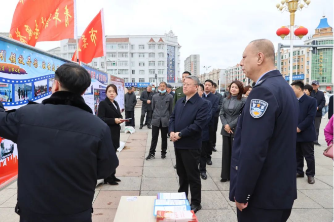 黑龙江富锦市举办“4·15全民国家安全教育日”宣传活动(图3)